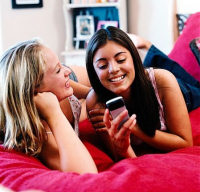 Facebook a portata di dita