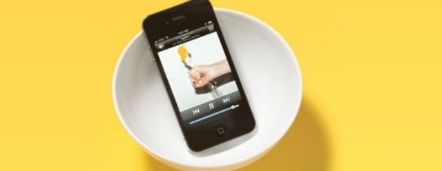 Volume amplificato dell'iPhone con una semplice ciotola