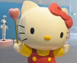 Notizia shock: Hello Kitty non è un gatto