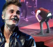 Justin Bieber vomita sul palco