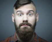 La barba contiene più feci di un water