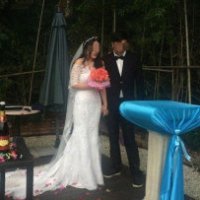 Coppia celebra il matrimonio di separazione