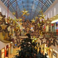 Si suicida dopo 5 ore di shopping