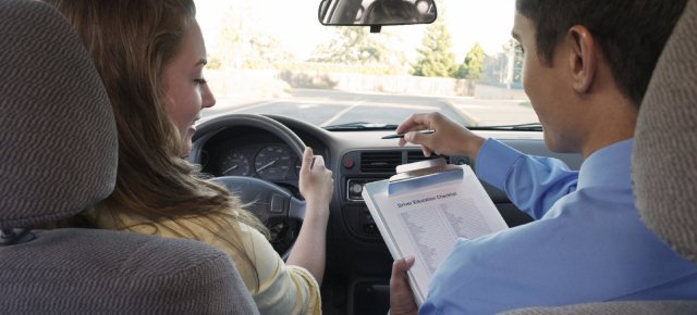 Bocciata 110 volte all'esame di guida