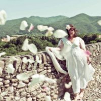 Donna australiana sposa un ponte