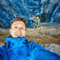 Nel 2015 i selfie hanno fatto più vittime degli squali