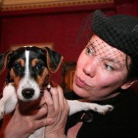 Divorziata decide di sposare il suo cane