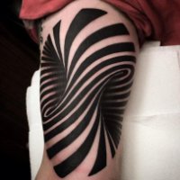 Tatuaggio con effetto ottico