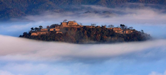 L'incredibile castello tra le nuvole