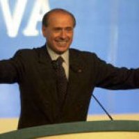 Perde causa contro Berlusconi