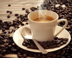 Il caffè dimezza il rischio di suicidio