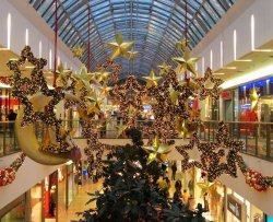 Si suicida dopo 5 ore di shopping