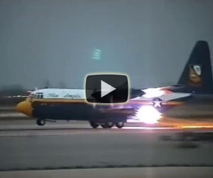 Aereo decolla usando i razzi