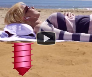 Nascondere gli oggetti in spiaggia