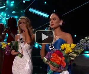 Il presentatore incorona la Miss Universo sbagliata