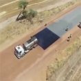 Ecco come vengono asfaltate le strade in Australia