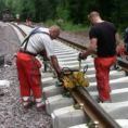 Ecco come vengono riparate le ferrovie in Svezia. Pazzesco!