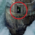 I fari contro la furia della natura lungo la costa della Francia