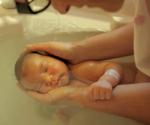Il bagnetto per neonati