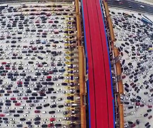 Se odi il traffico della tua città forse non hai visto che succede in Cina