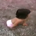 Questa bambina senza gambe viene abbandonata, ecco chi è adesso