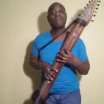 Pochi lo conoscono ma il suono del Chapman Stick è formidabile