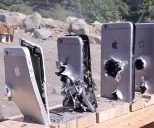 Quanti iPhone servono per fermare un proiettile di AK-74?