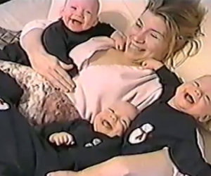 Filma la moglie con i 4 gemelli, non riuscirete a smettere di ridere