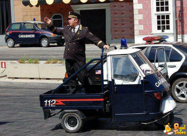 Ecco l'ape dei Carabinieri