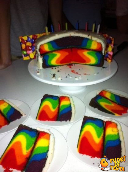 La torta arcobaleno