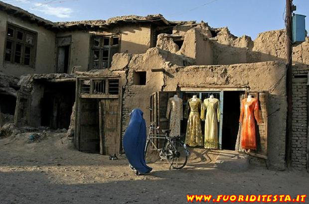 Shopping a Kabul