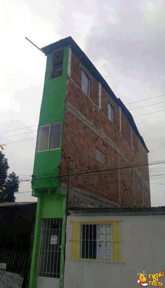 Una casa piena di stanze