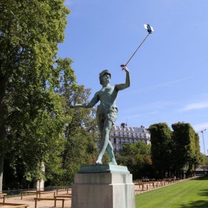 La statua del selfie