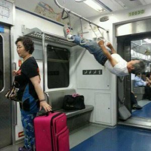 Un po' di esercizio in metro