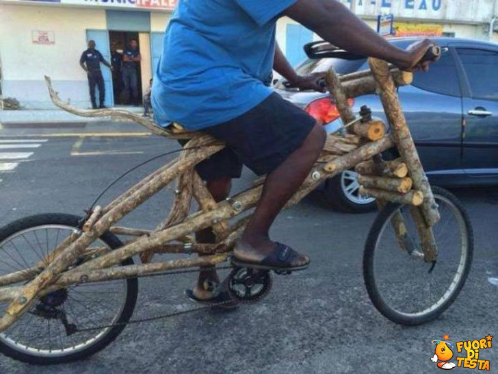 Bicicletta di legno