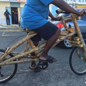 Bicicletta di legno