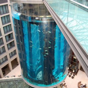 Piscina nel centro commerciale