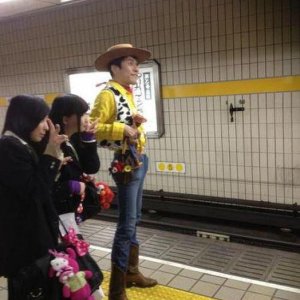 Strana gente in metro