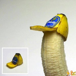 Una banana col cappello