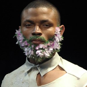 Una barba floreale