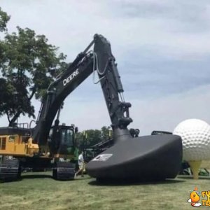 Una strana partita di golf